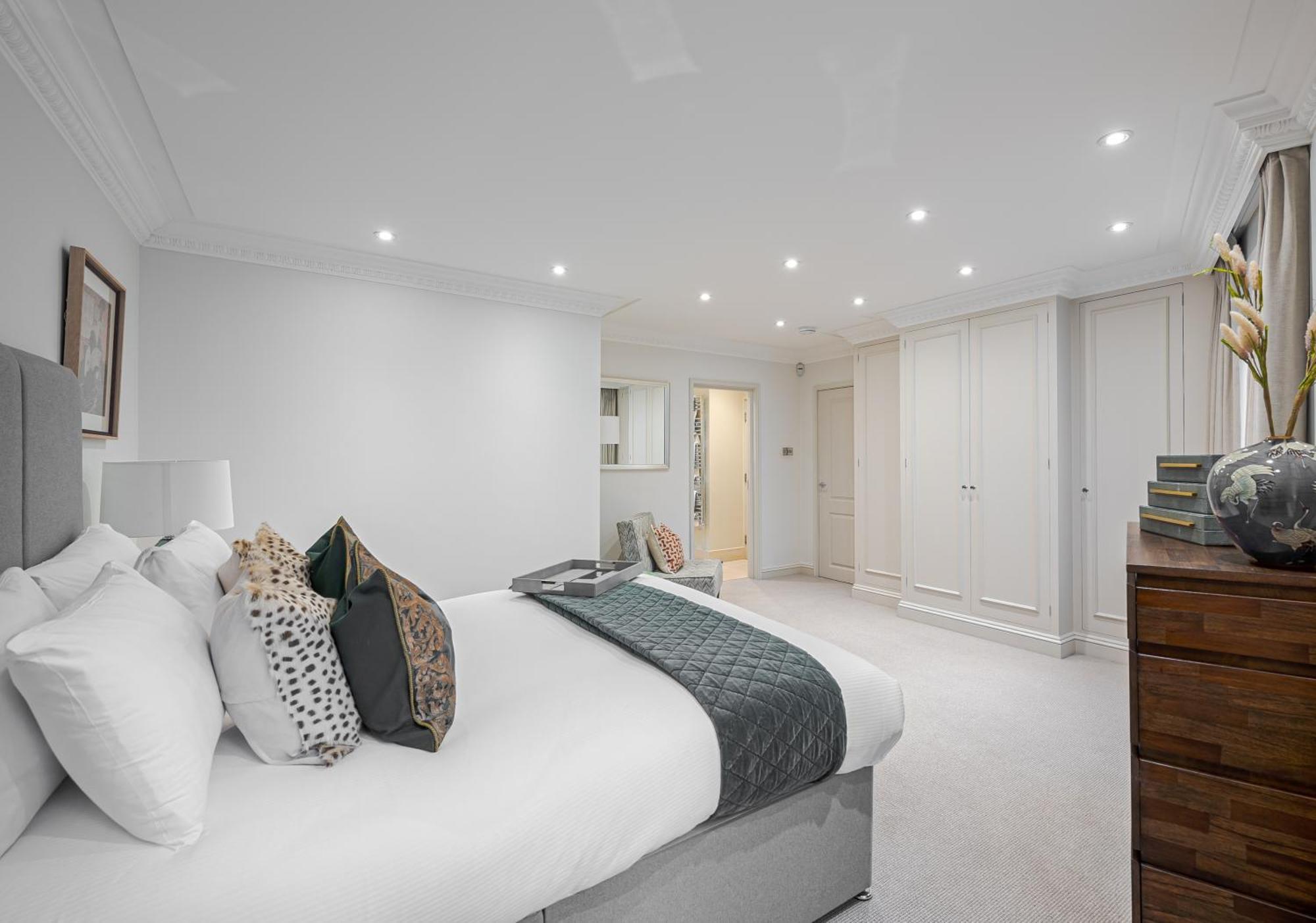 Modern 3 Bedroom Luxury House With Garage In Central Londra Dış mekan fotoğraf