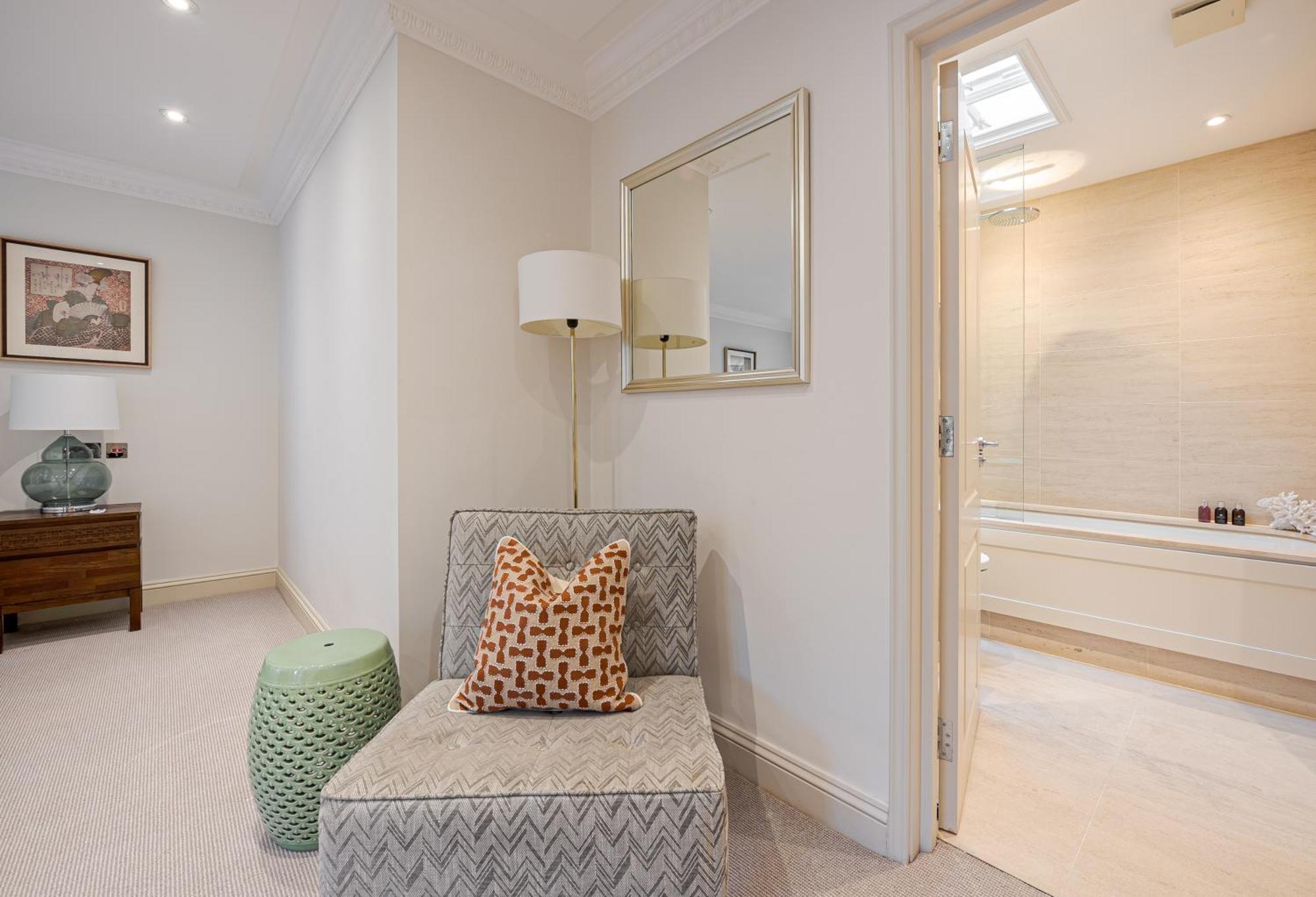 Modern 3 Bedroom Luxury House With Garage In Central Londra Dış mekan fotoğraf